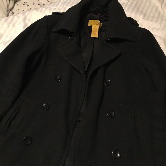 Black coat perfect for spring and fall - Picture 2 of 2